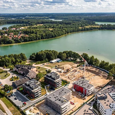 Warminski Port 50m Od Jeziora 奥尔什丁